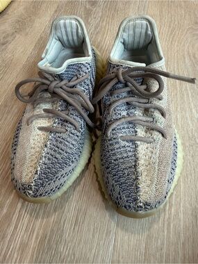 Yeezy Kids 350 Ash Pearl Y5